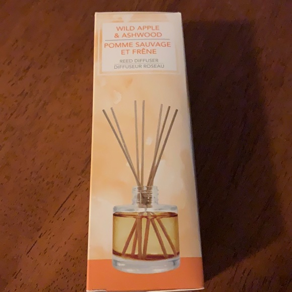 Wild apple & ash reed diffuser with metal witch tea-light holder gift set NWT - Picture 3 of 9